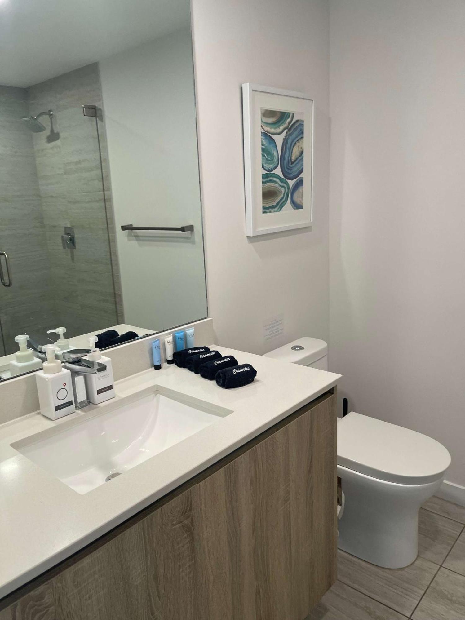 Casa de férias Design District Amazing Views Bayview's At Quadro By Rent4us *